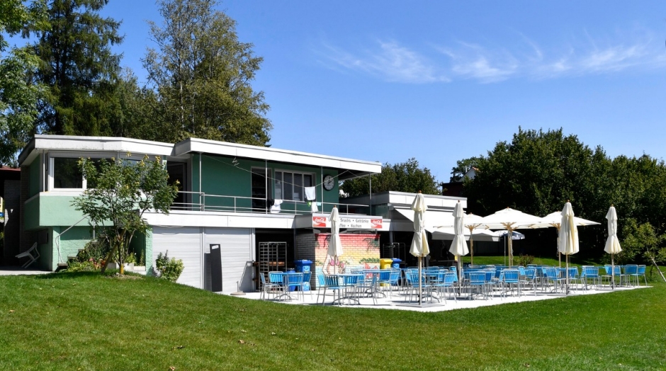 Das Badigeb&auml;ude Rotmonten